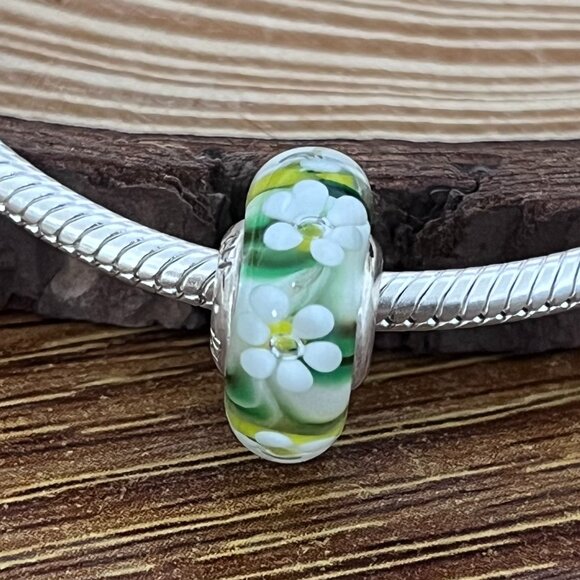 Pandora Wild Flowers Murano Glass Charm Floral Charm - Picture 6 of 6